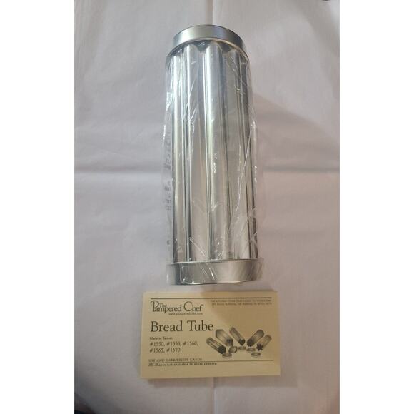 New Pampered Chef Stainless Steel Scalloped Bread Tube Baking Accessories - Picture 2 of 3